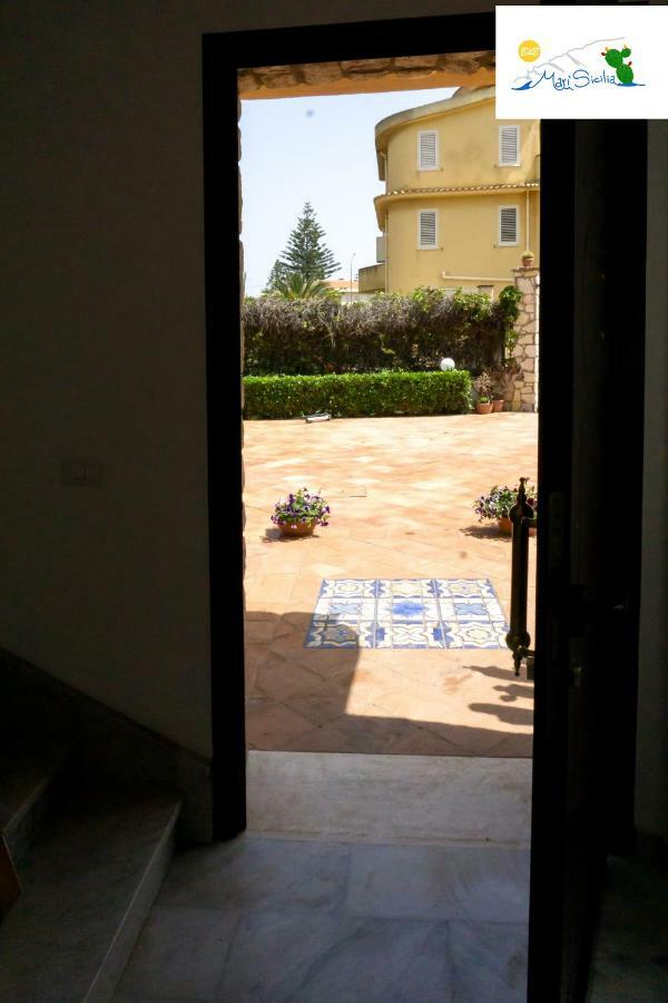 Marisicilia Bed and Breakfast Porto Empedocle Buitenkant foto